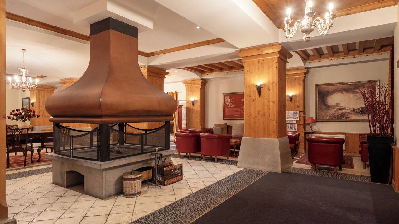 Photo of Others in Arc-1950