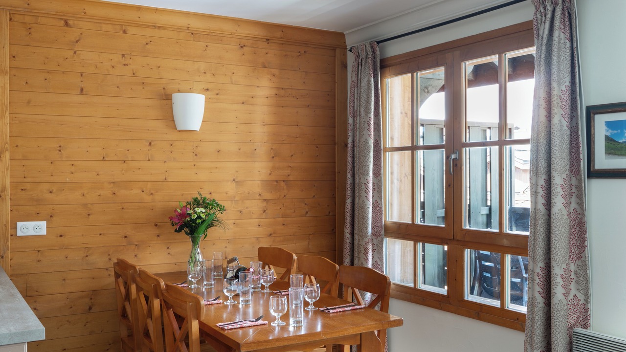 Photo of Others in Arc-1950