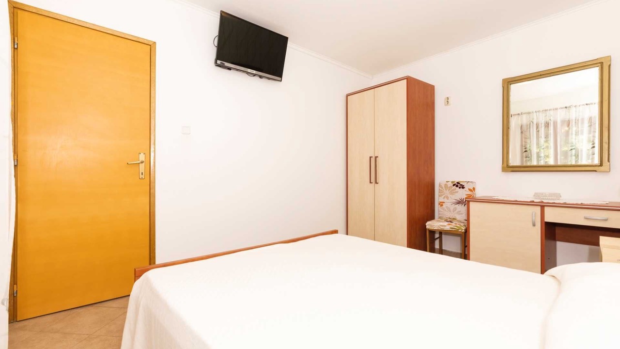 Photo of Bedroom in Cove Murtar