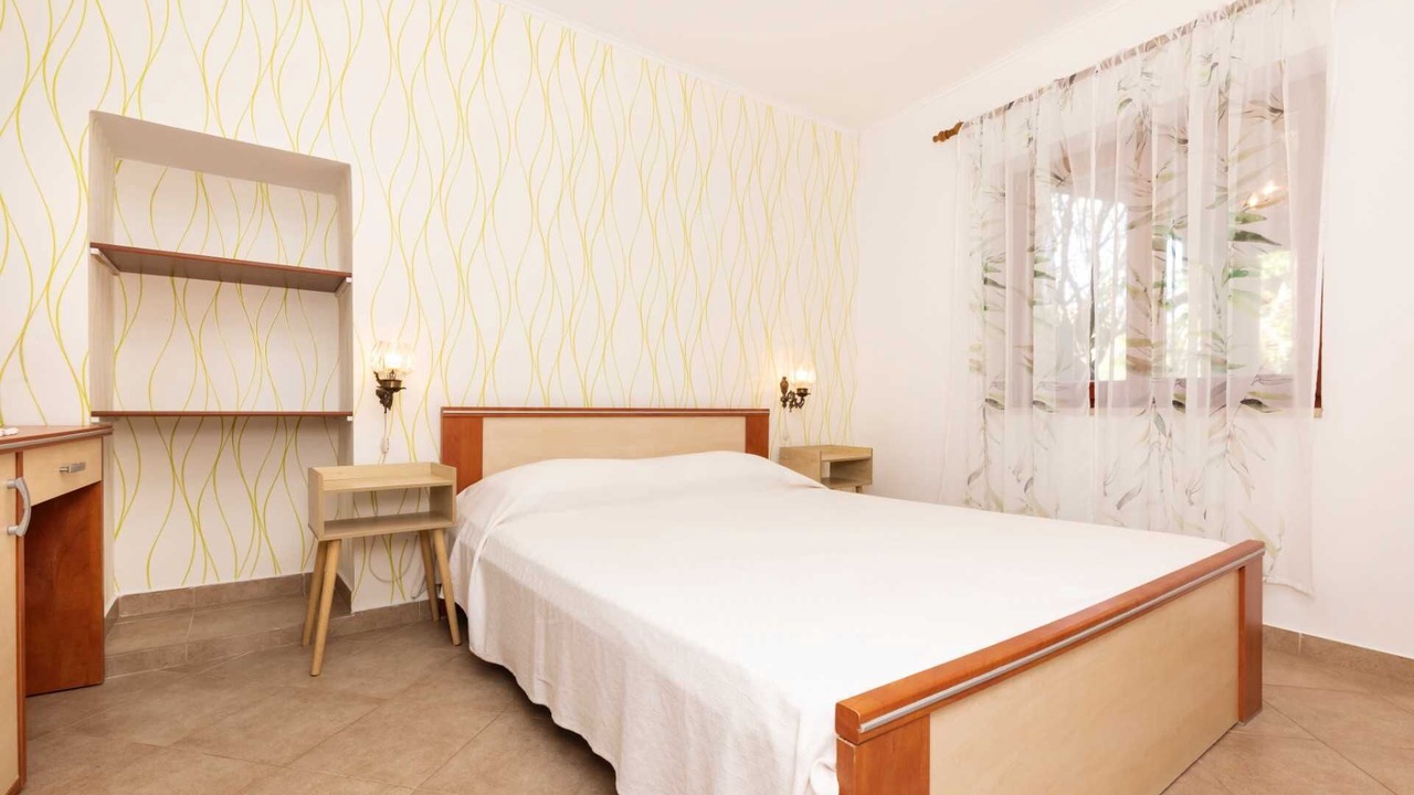 Photo of Bedroom in Cove Murtar