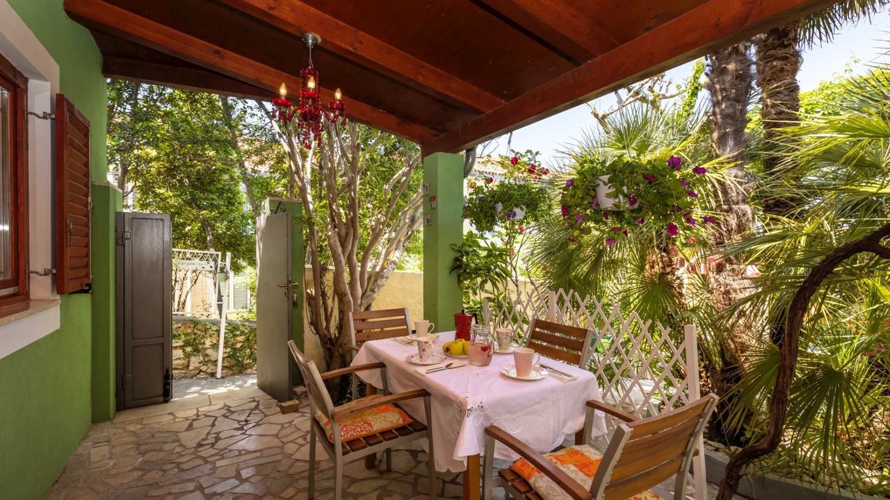 Photo of Outdoor in Cove Murtar