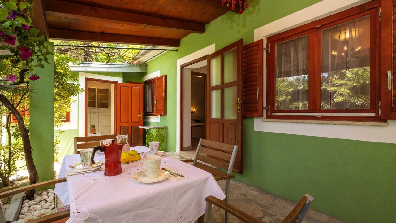 Photo of Outdoor in Cove Murtar