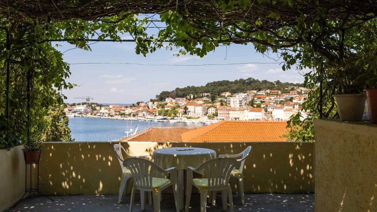Photo of Outdoor in Cove Murtar