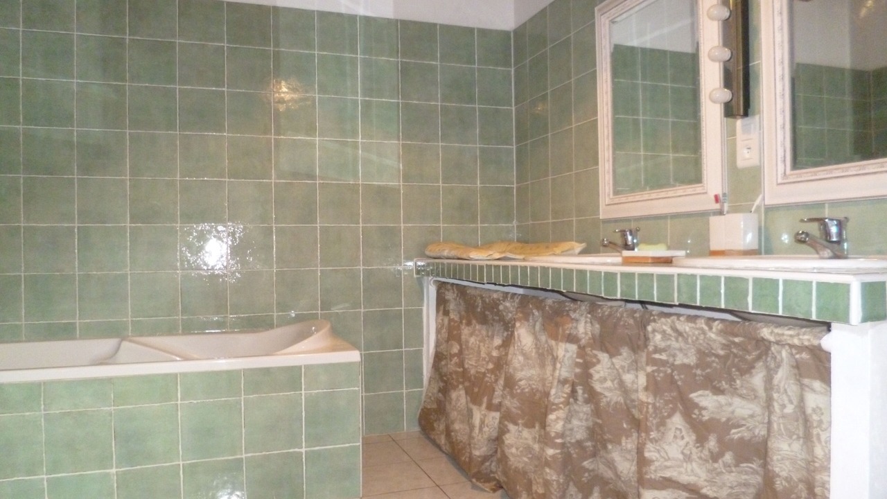 Photo of Bathroom in Montjaux