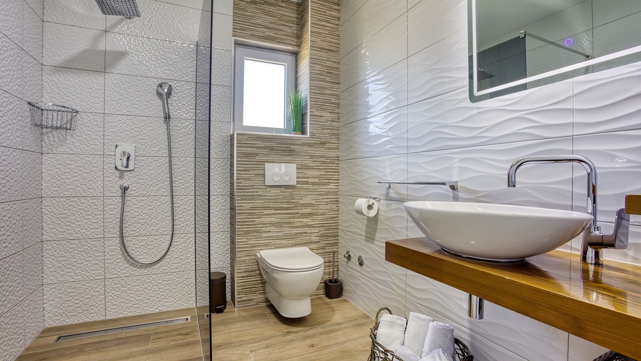 Photo of Bathroom in Duce