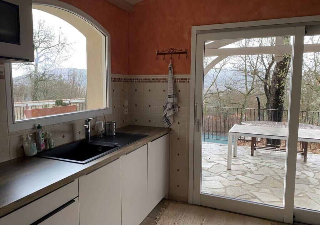 Photo of Kitchen in Saint Alban Auriolles