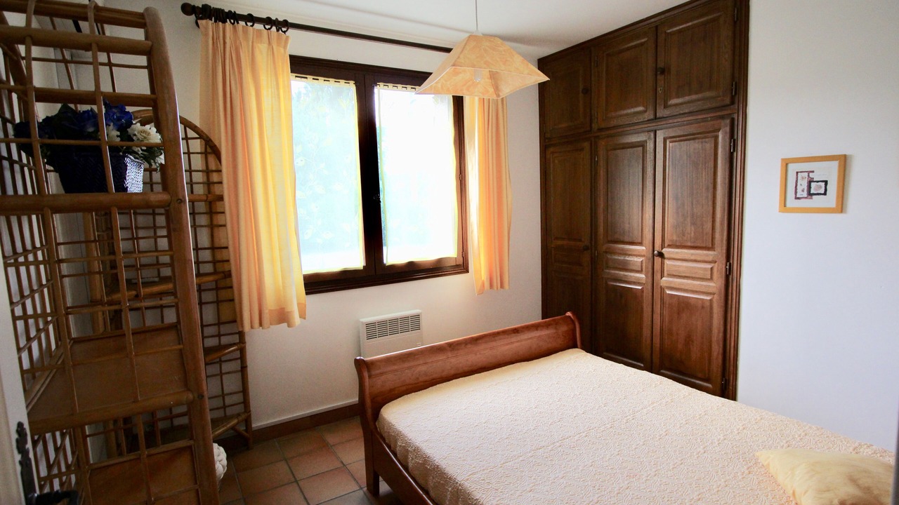 Photo of Bedroom in Aleria