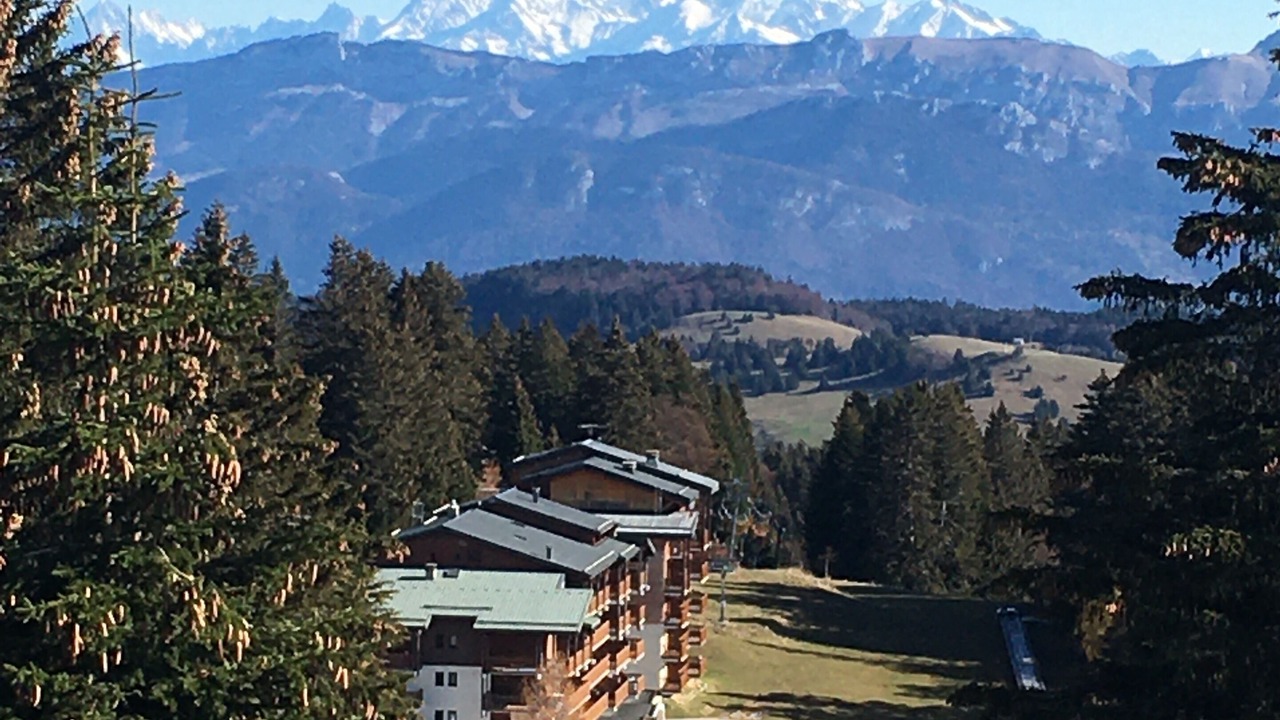 Photo of Outdoor in Montcel