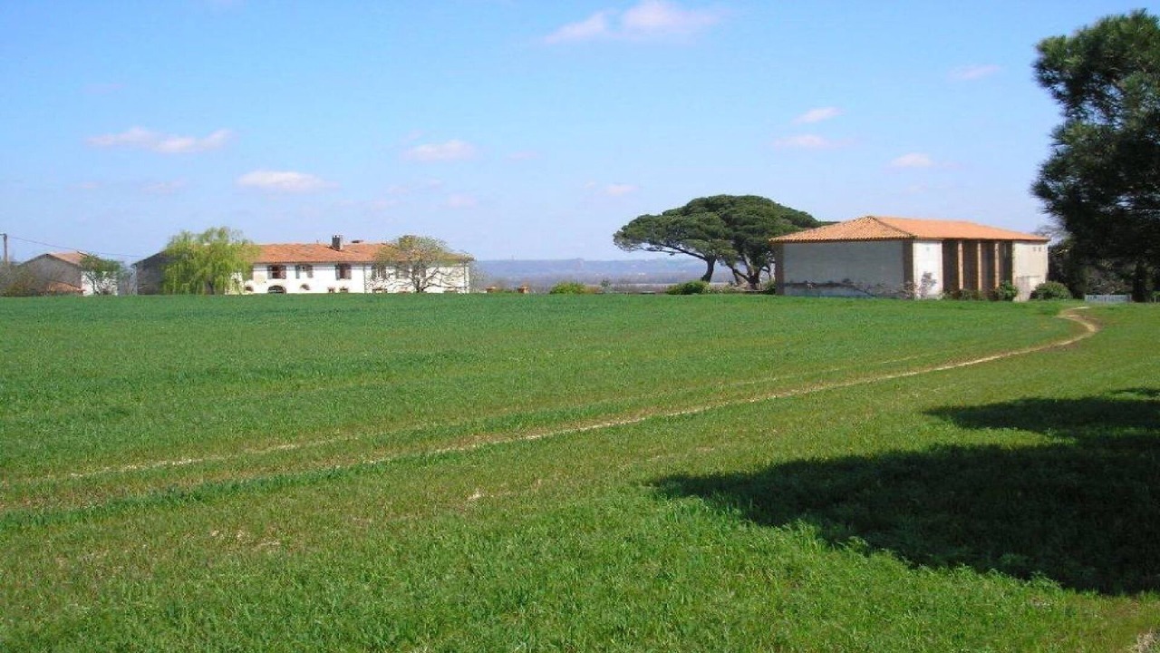 Photo of Outdoor in Saverdun