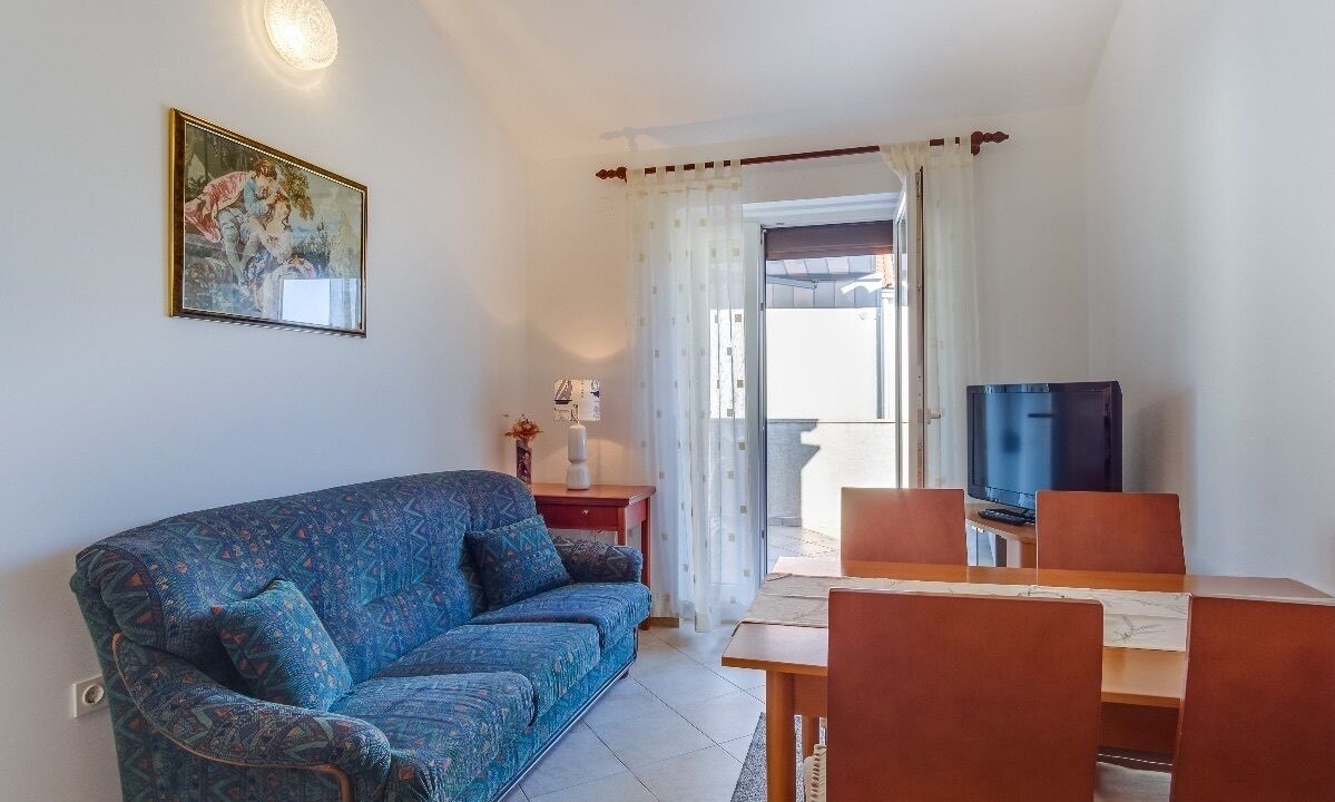 Photo of Livingroom in Cove Murtar