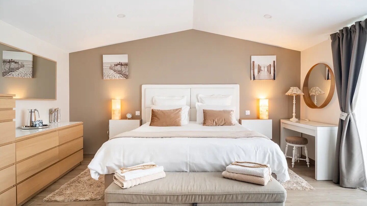 Photo of Bedroom in Saint-Ideuc