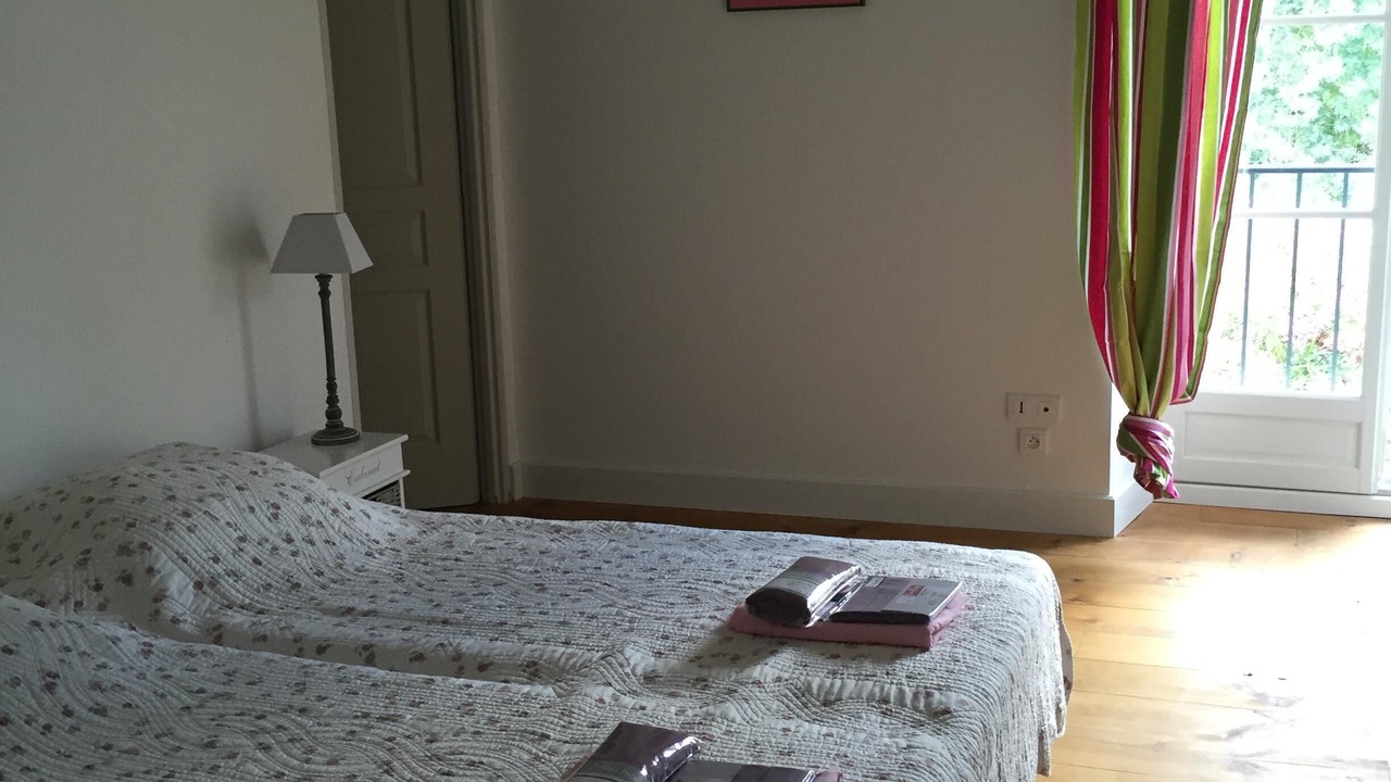 Photo of Bedroom in Sorgues