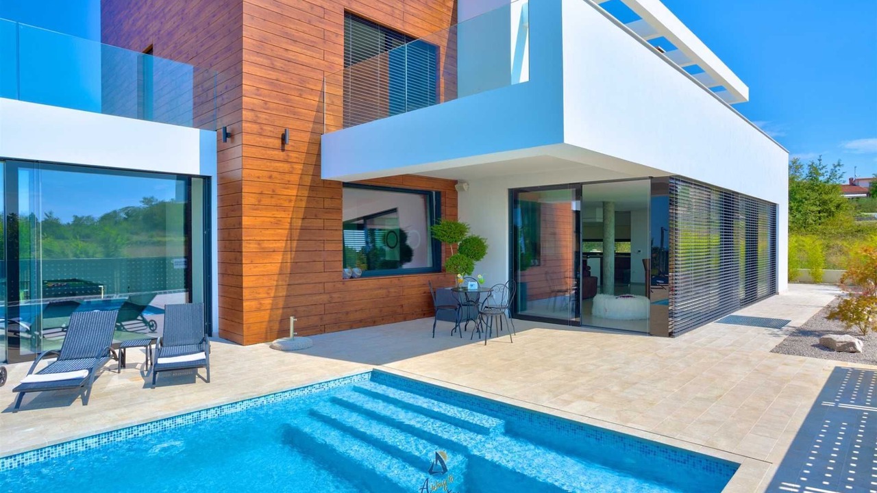 Photo of Outdoor in Farini