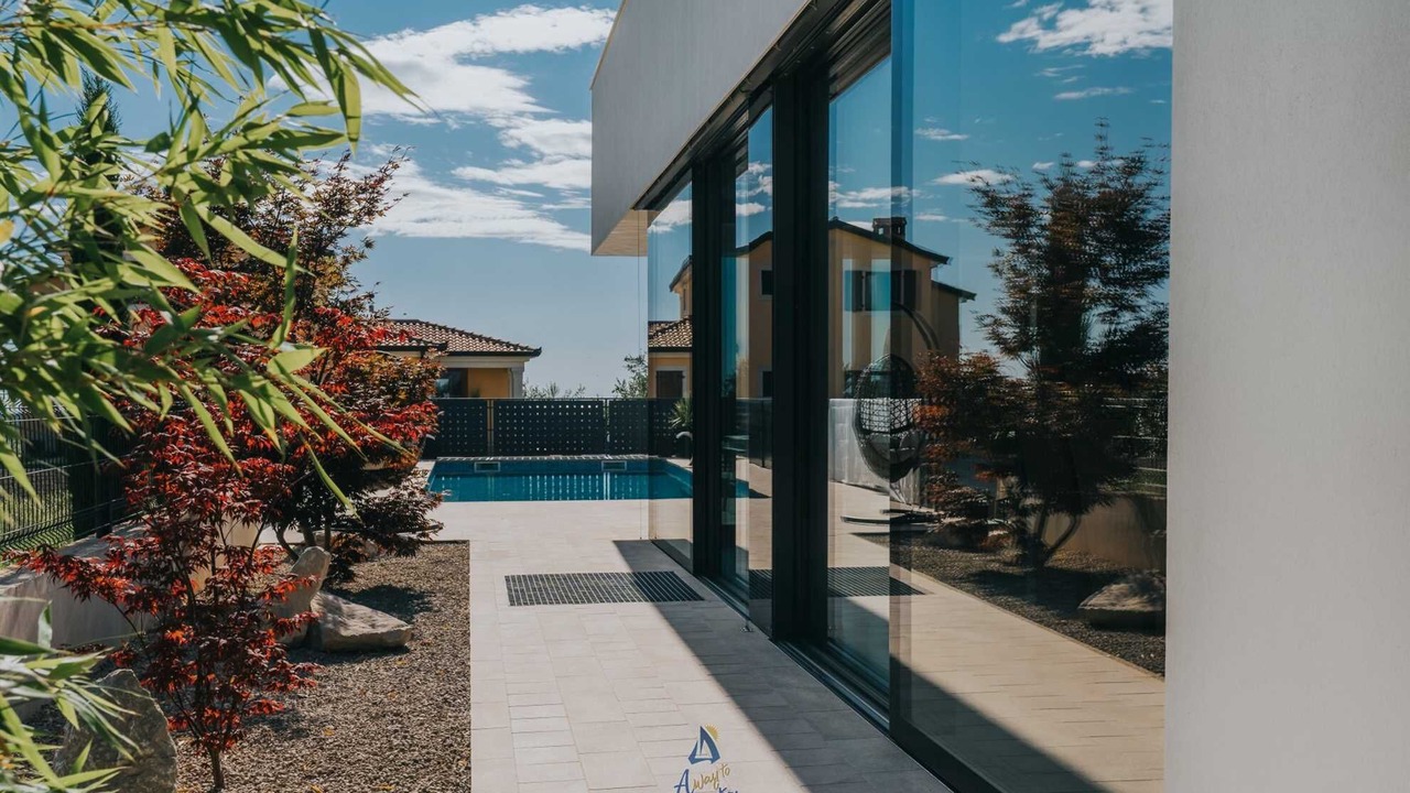 Photo of Outdoor in Farini