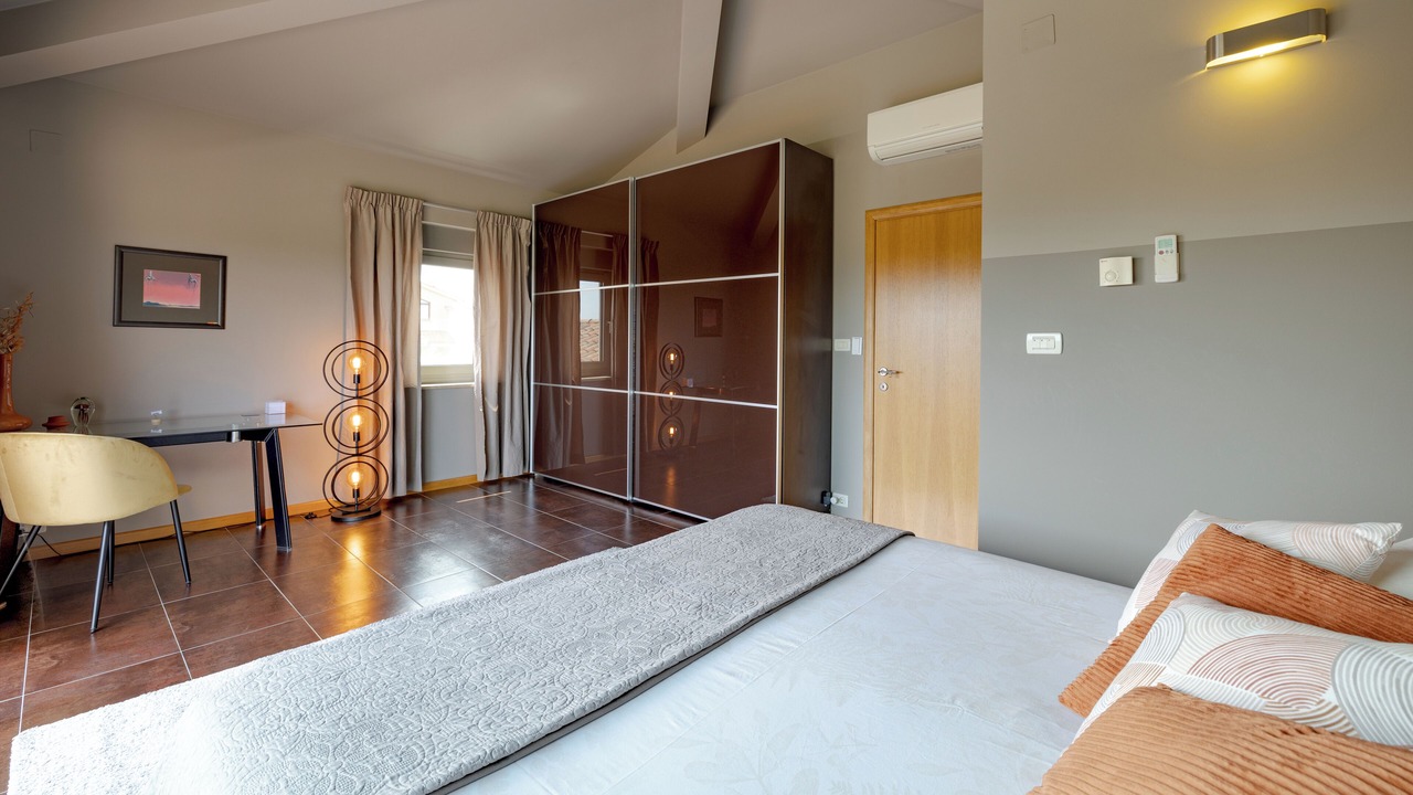 Photo of Bedroom in Topid