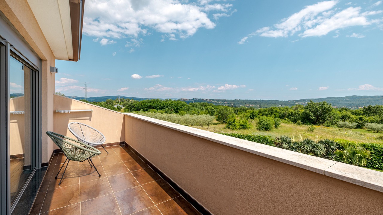 Photo of Outdoor in Topid