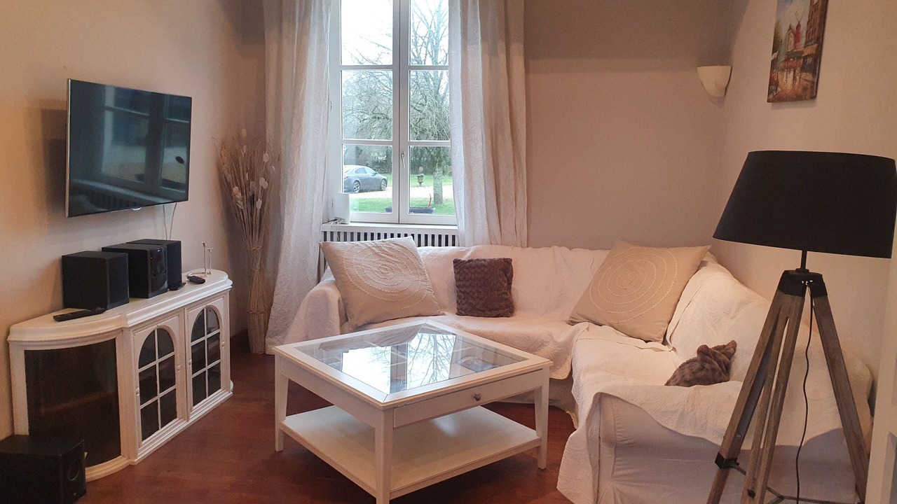 Photo of Livingroom in Sepmes