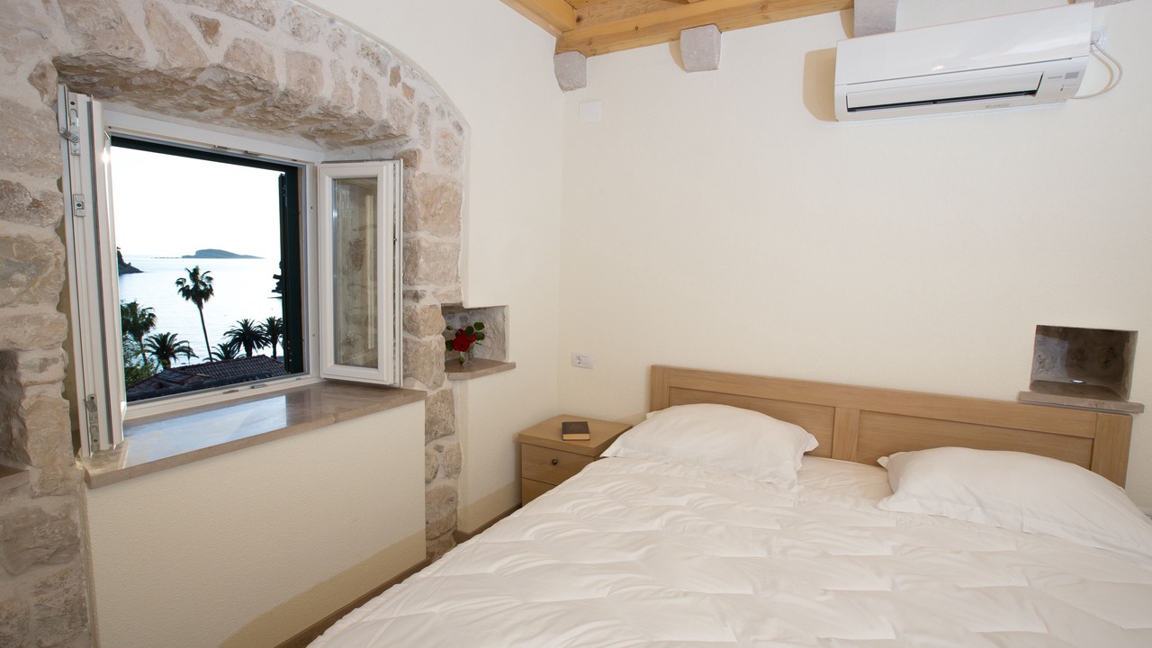 Photo of Bedroom in Cavtat Old Town
