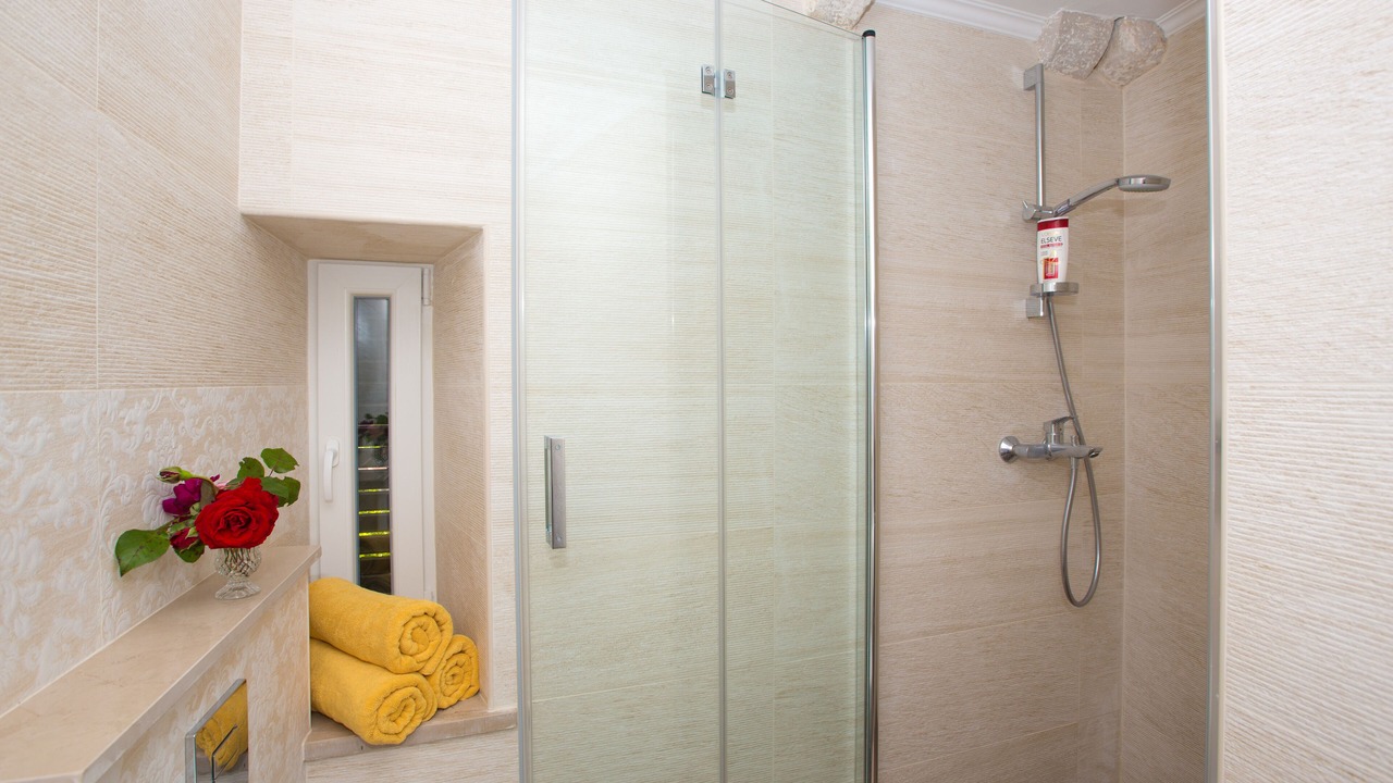 Photo of Bathroom in Cavtat Old Town