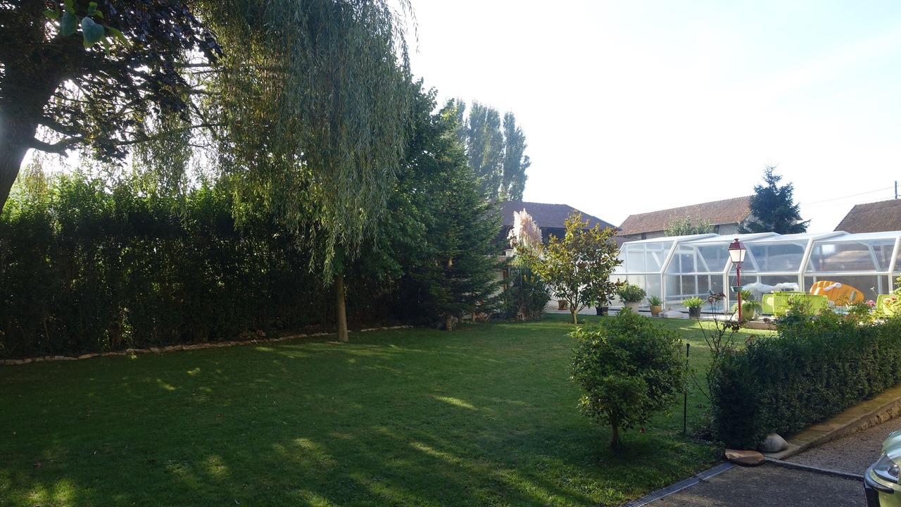 Photo of Outdoor in Neauphle-le-Vieux
