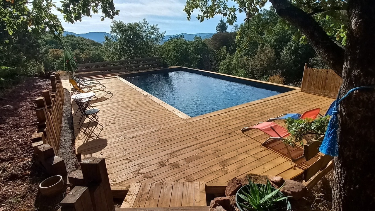 Photo of Outdoor in Calmels-et-le-Viala