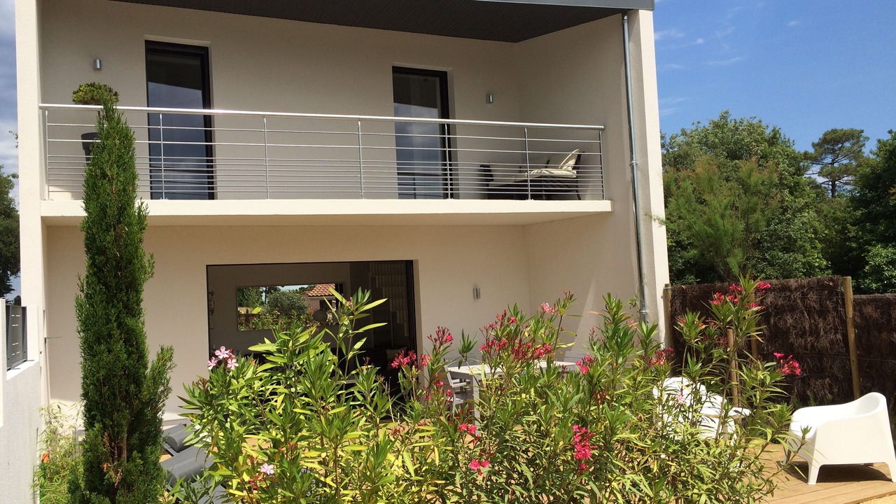 Photo of Patio Balcony in Jard-sur-Mer