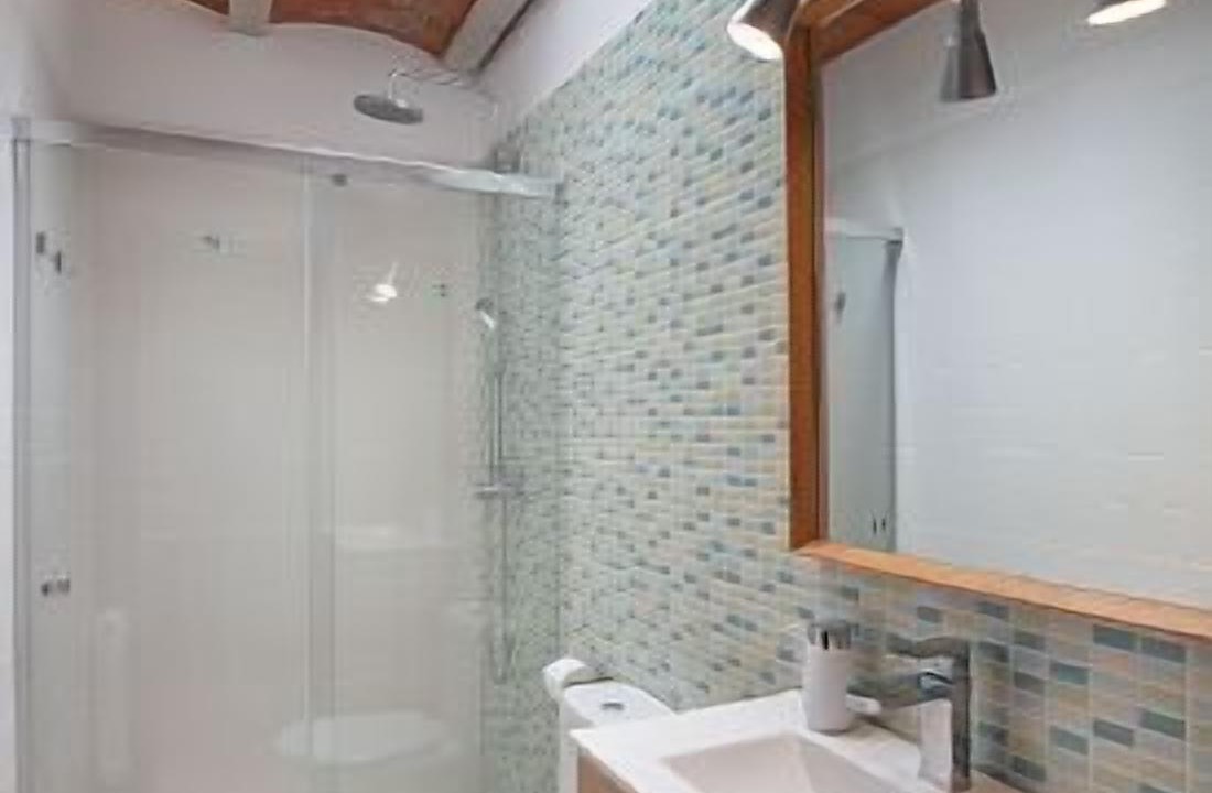 Photo of Bathroom in La Selva del Camp