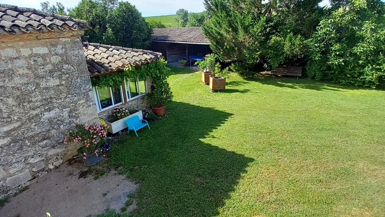 Photo of Outdoor in Cahuzac-sur-Vere