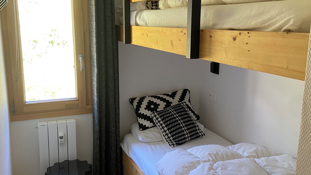 Photo of Bedroom in Viel-Alpe