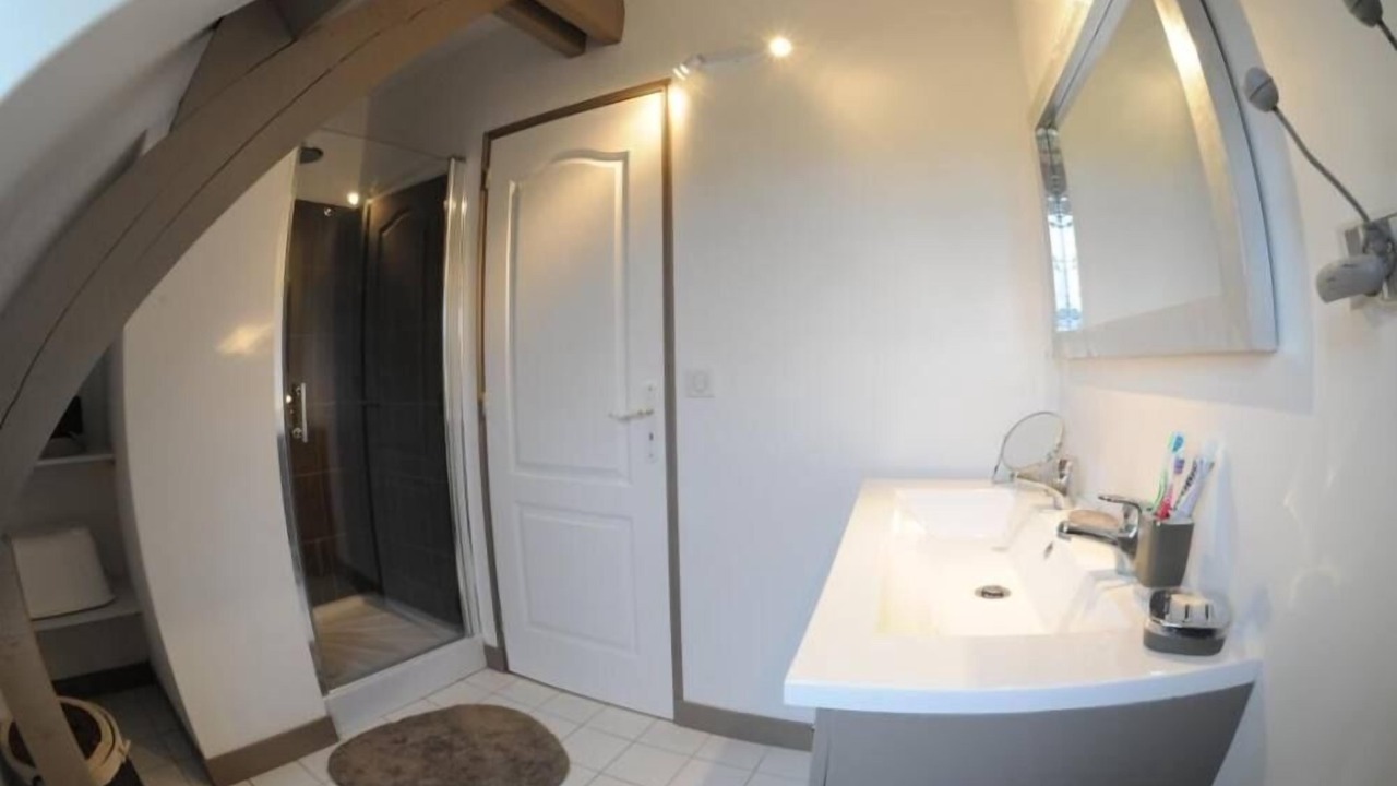 Photo of Bathroom in Saint-Michel-de-Bannieres