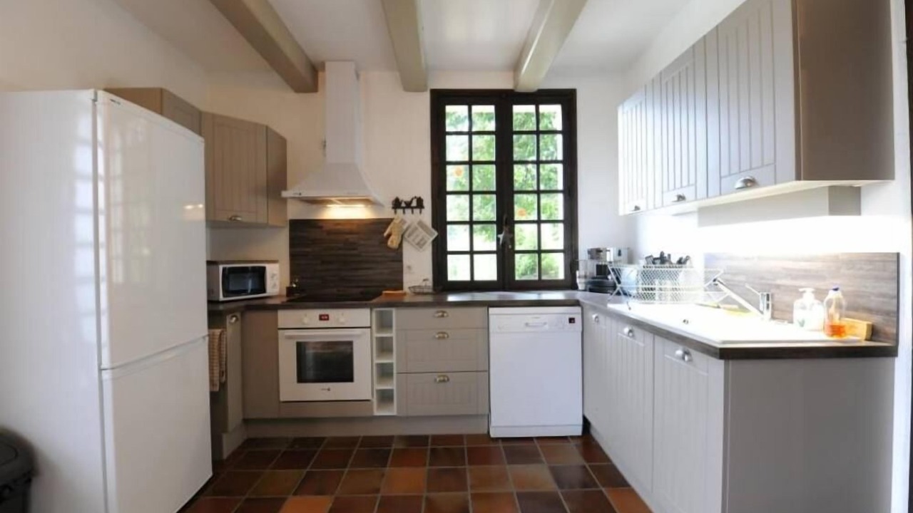 Photo of Kitchen in Saint-Michel-de-Bannieres