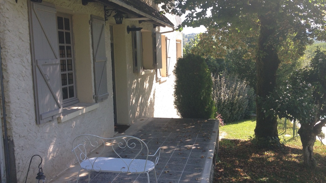 Photo of Patio Balcony in Saint-Michel-de-Bannieres