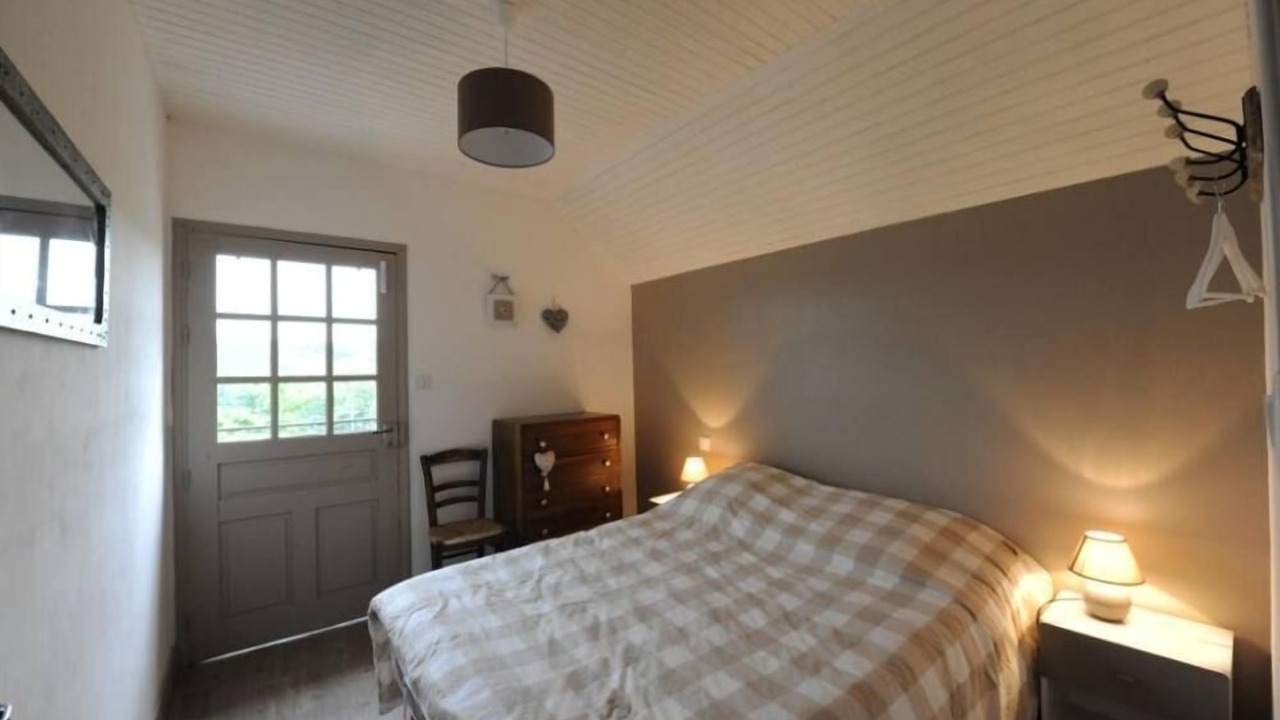 Photo of Bedroom in Saint-Michel-de-Bannieres