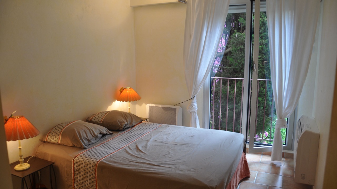 Photo of Bedroom in Saint-Tropez