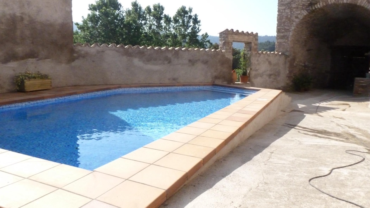 Photo of Outdoor in Avinyo