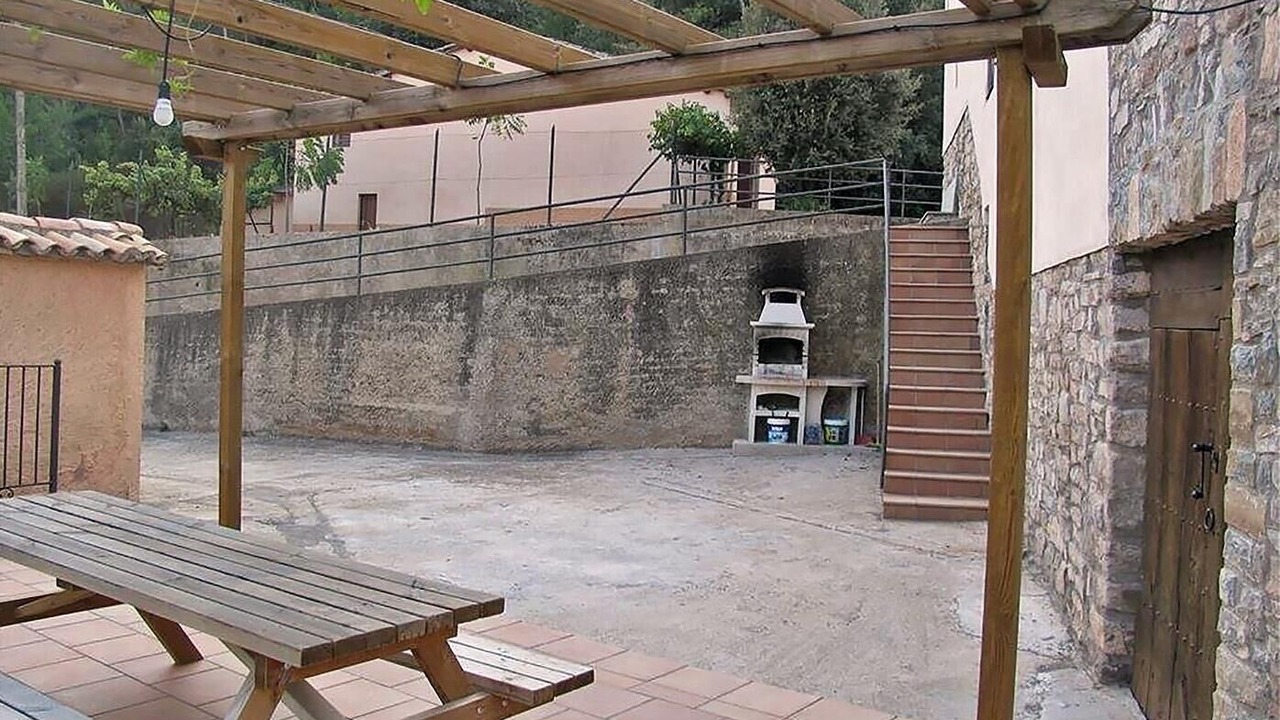 Photo of Outdoor in Avinyo