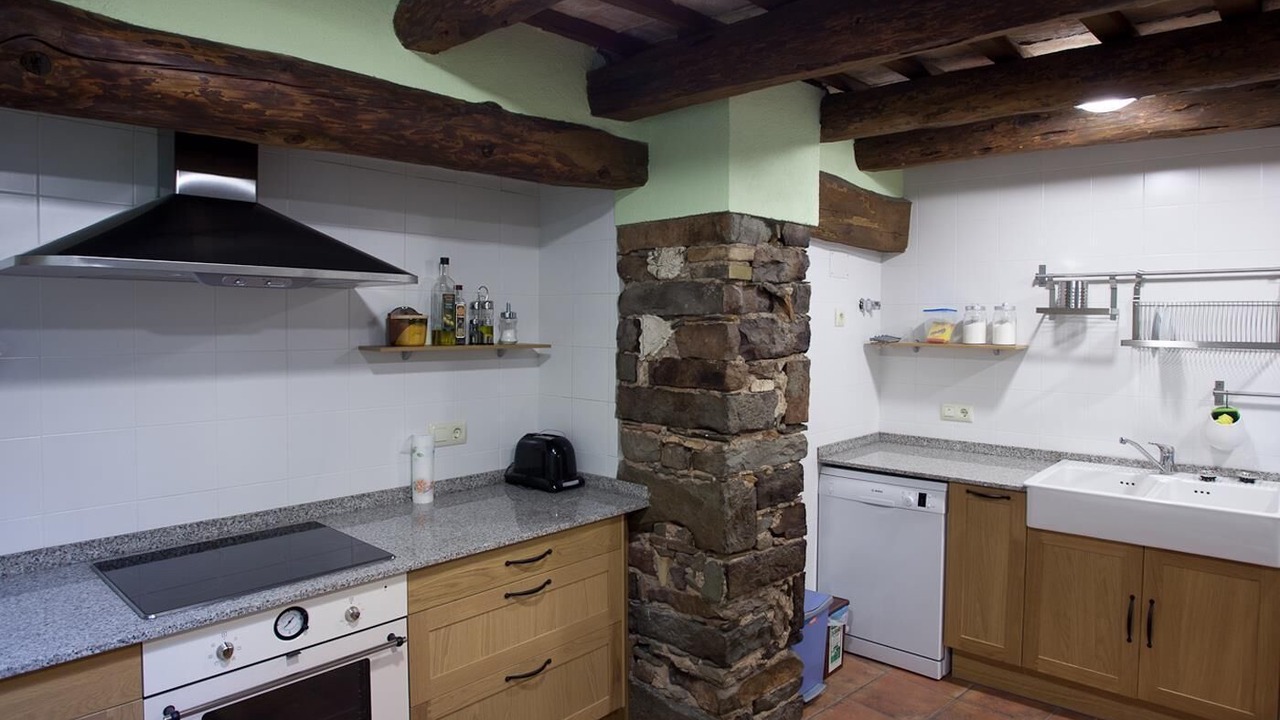 Photo of Kitchen in Avinyo