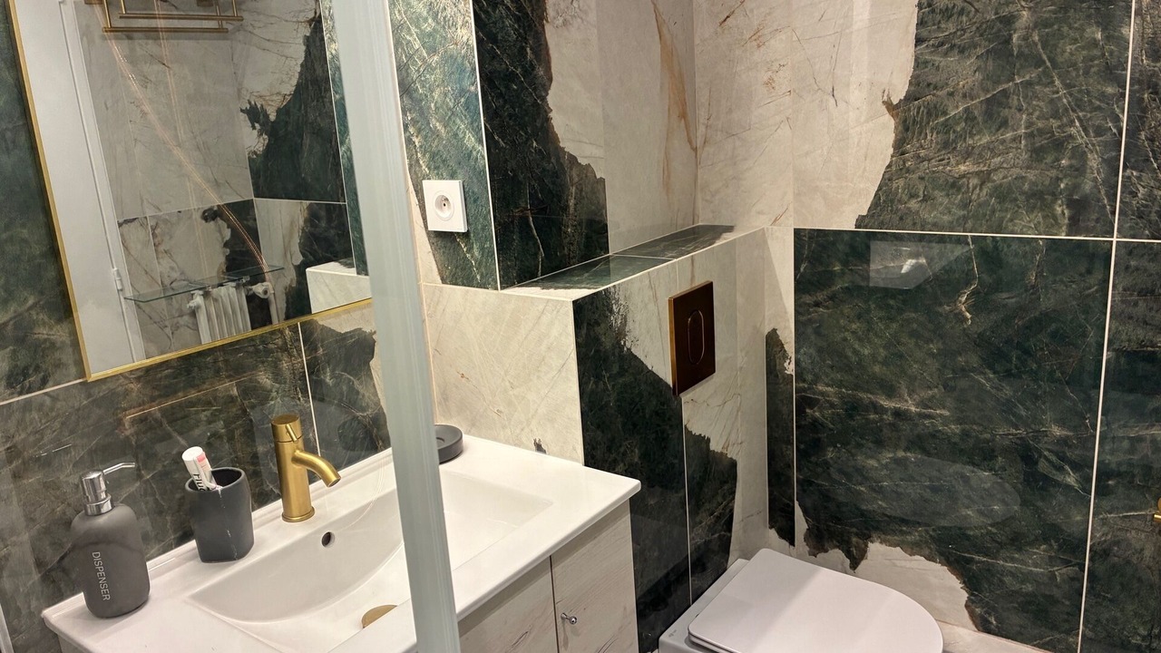 Photo of Bathroom in Arsenal