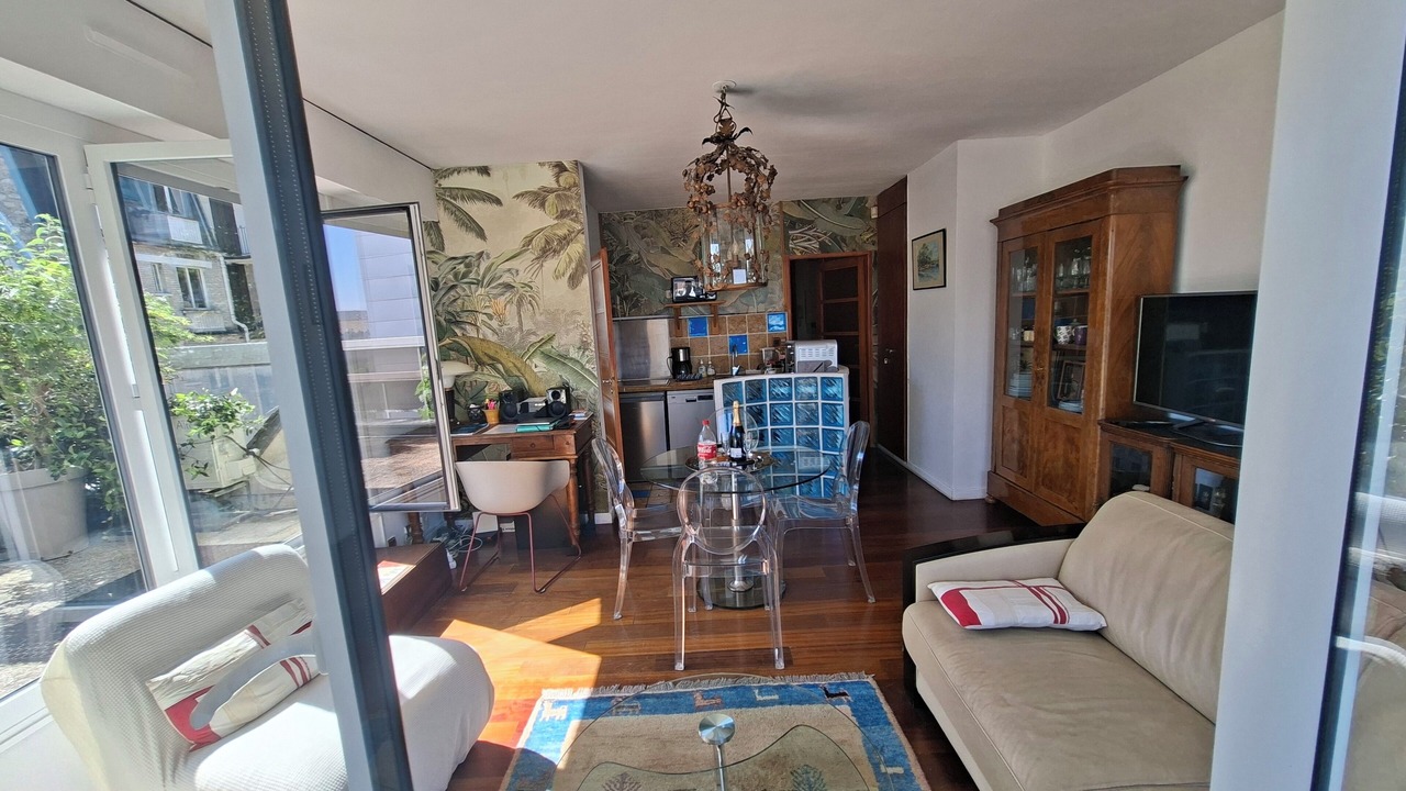 Photo of Livingroom in Arsenal