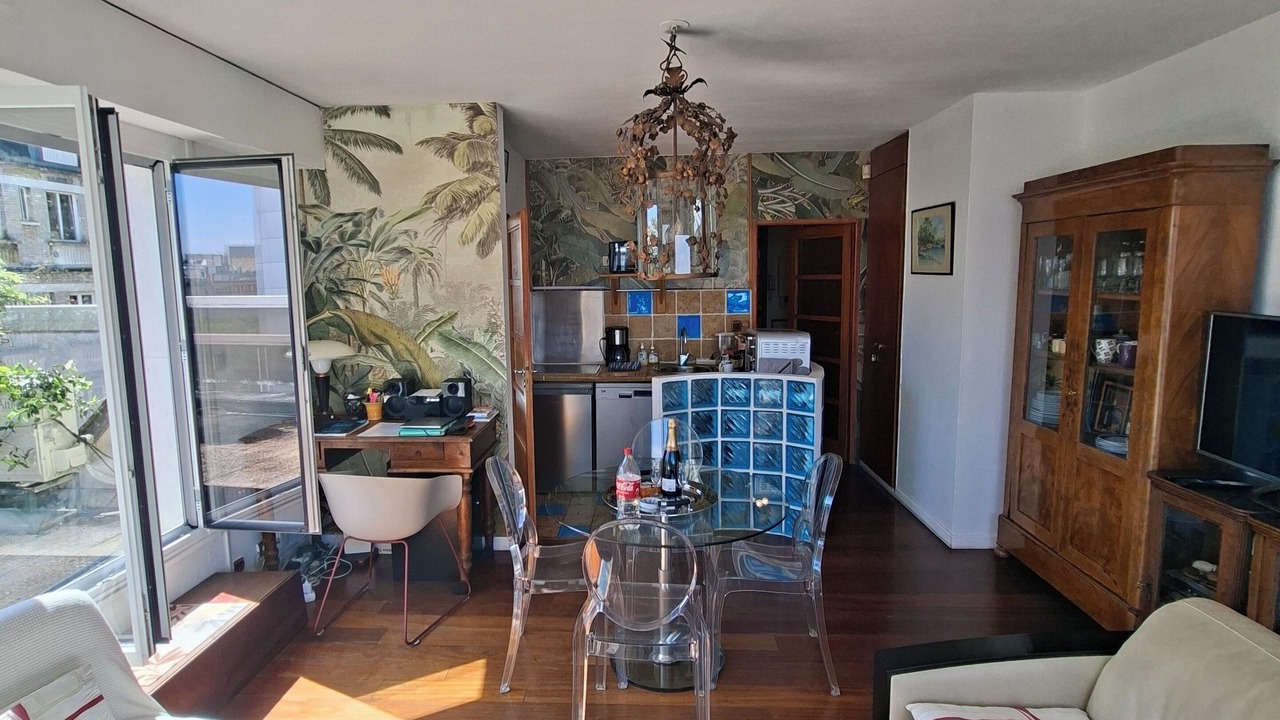 Photo of Livingroom in Arsenal