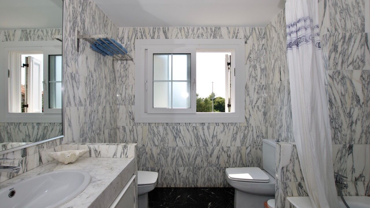 Photo of Bathroom in Torredembarra