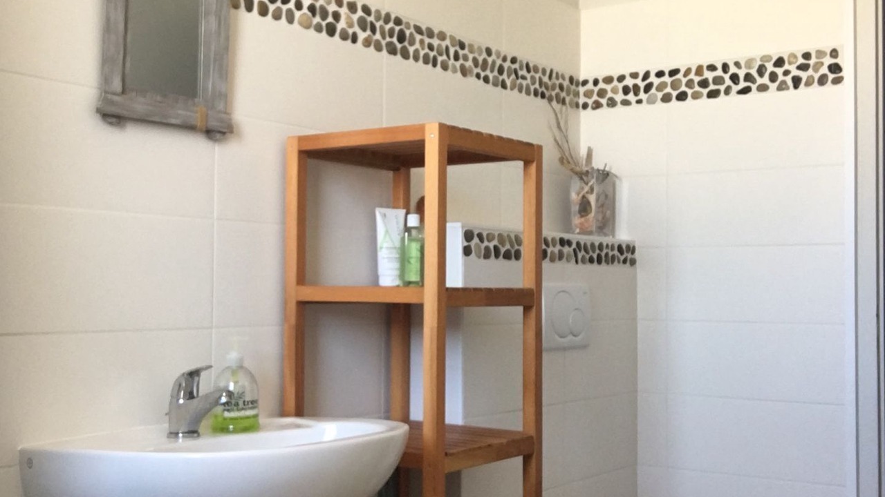 Photo of Bathroom in Loix