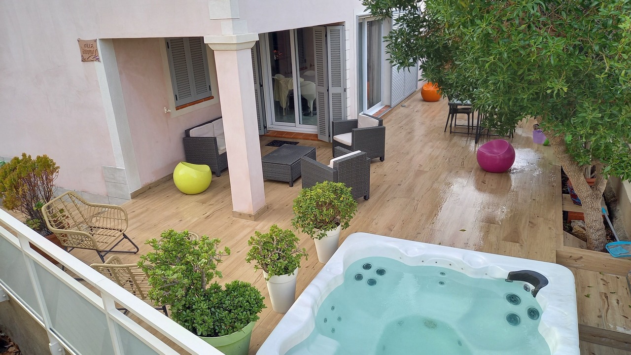 Photo of Outdoor in Algajola