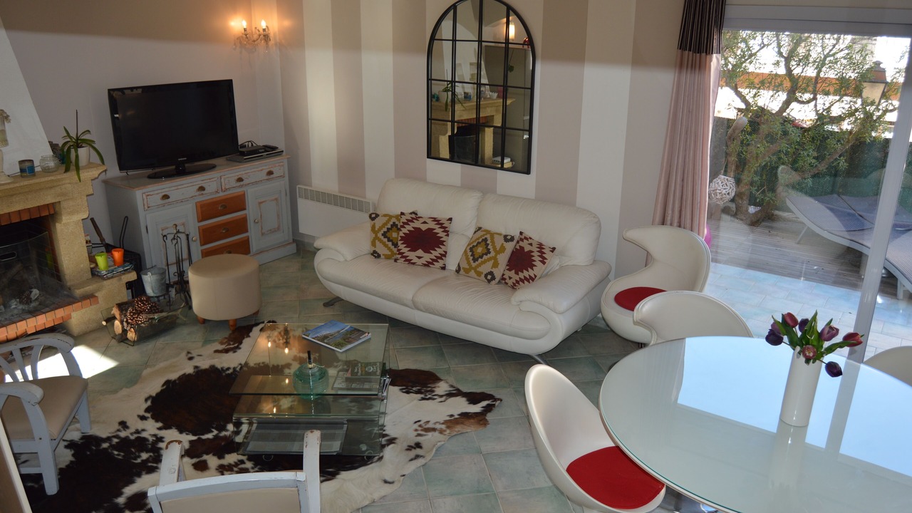 Photo of Livingroom in Algajola