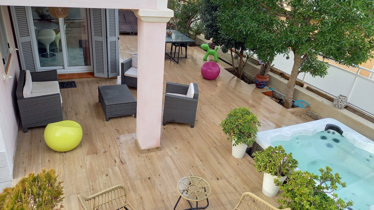 Photo of Patio Balcony in Algajola