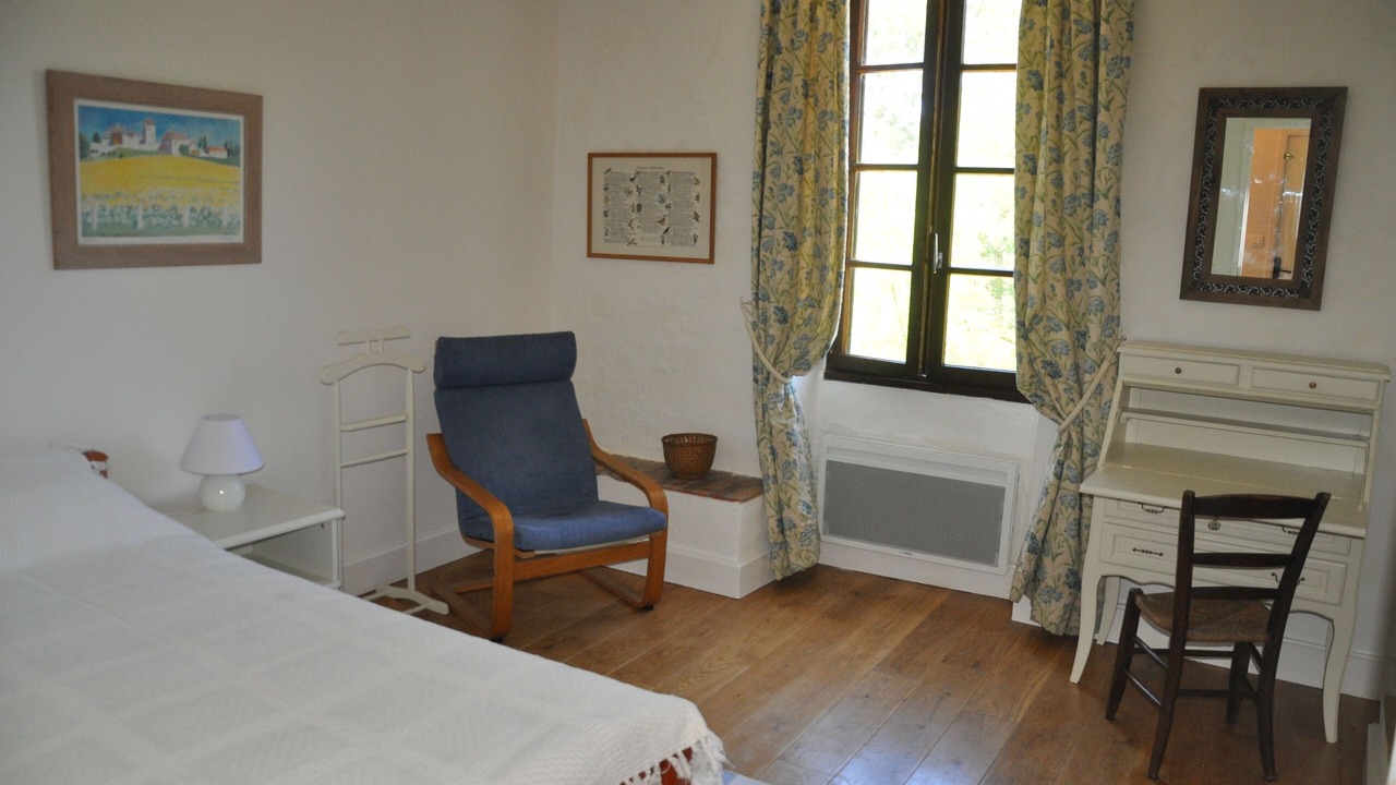 Photo of Bedroom in Saint-Salvy