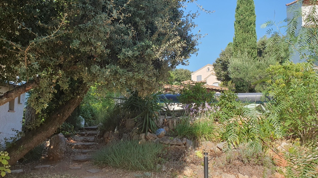Photo of Outdoor in Cournonsec