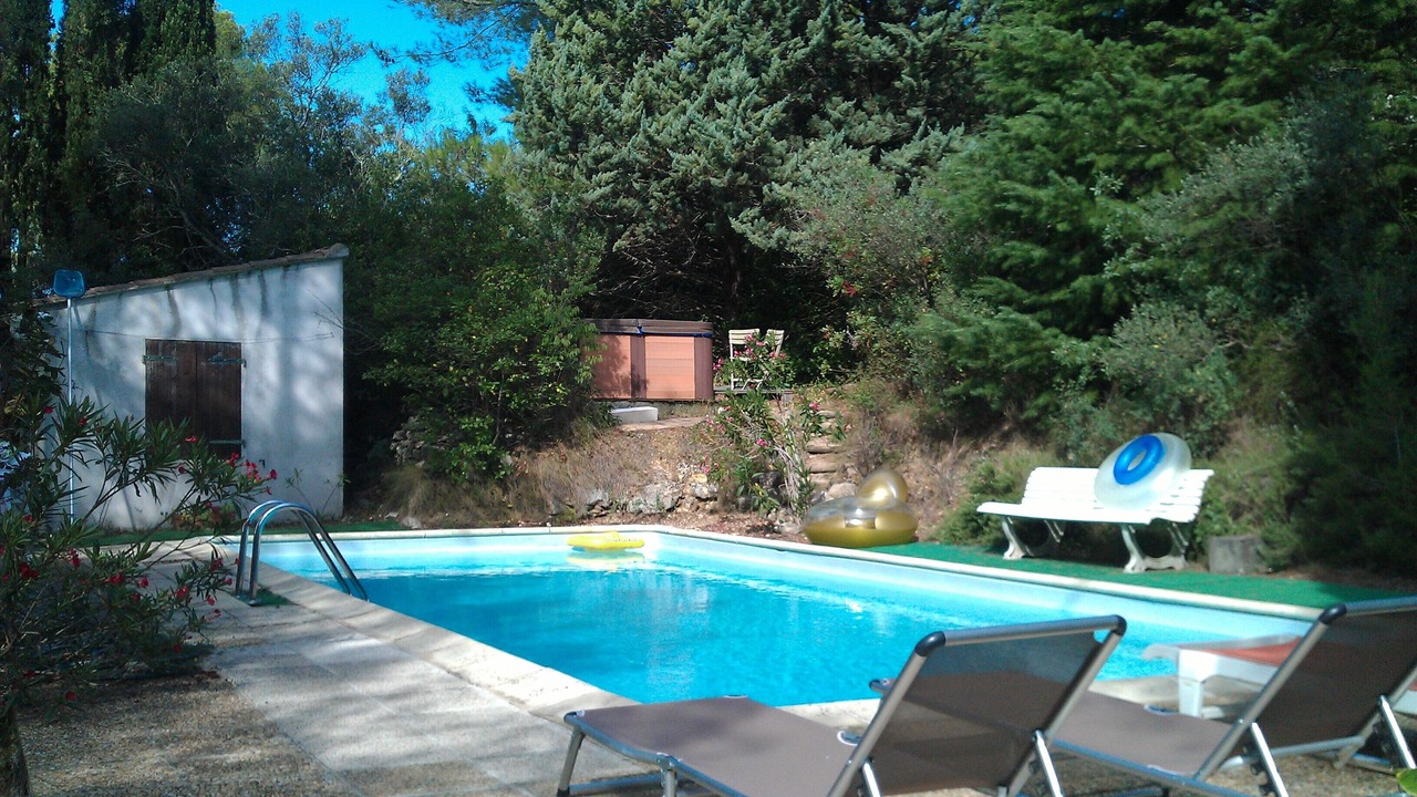 Photo of Outdoor in Caremeau