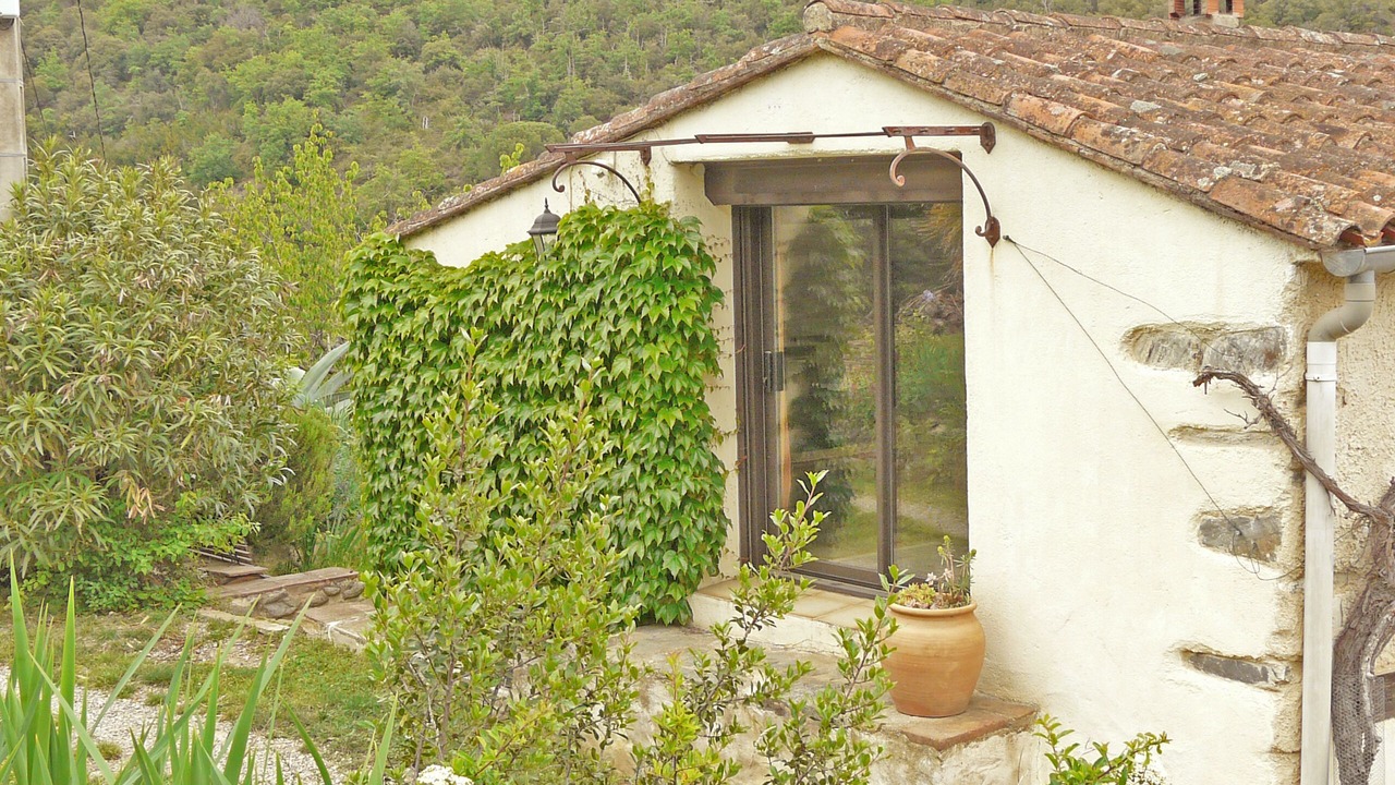 Photo of Outdoor in Reynes