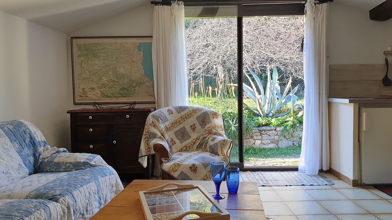 Photo of Livingroom in Reynes